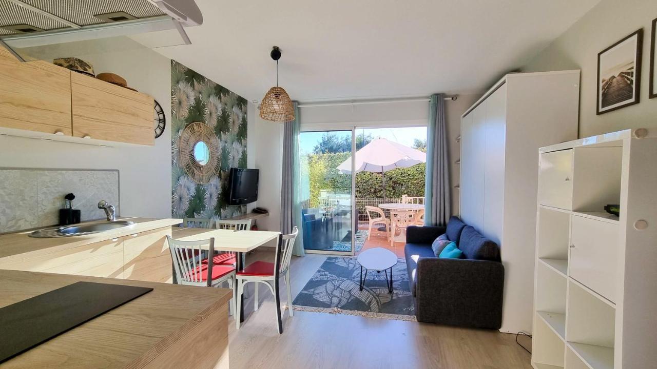 A 500 M Bord De Giens Appartement Hyères