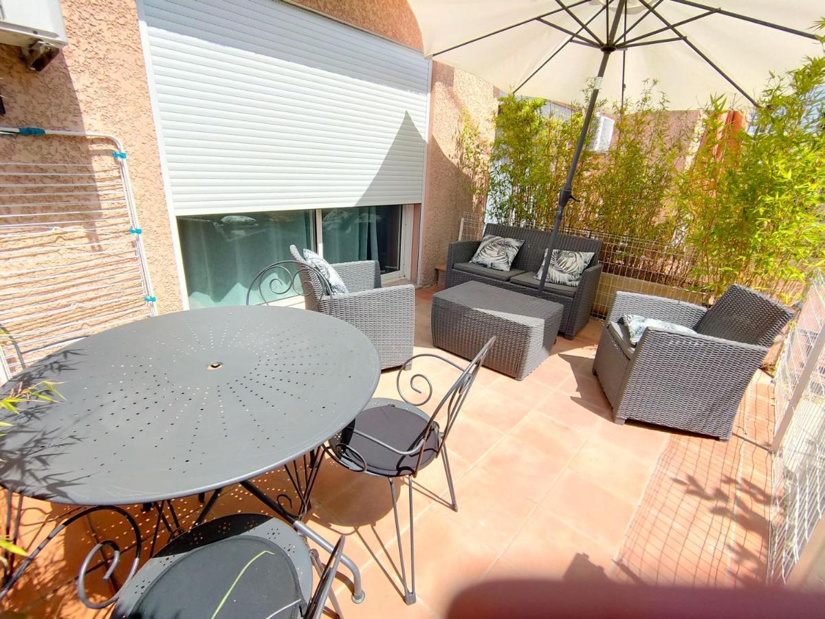 A 500 M Bord De Giens Appartement *
